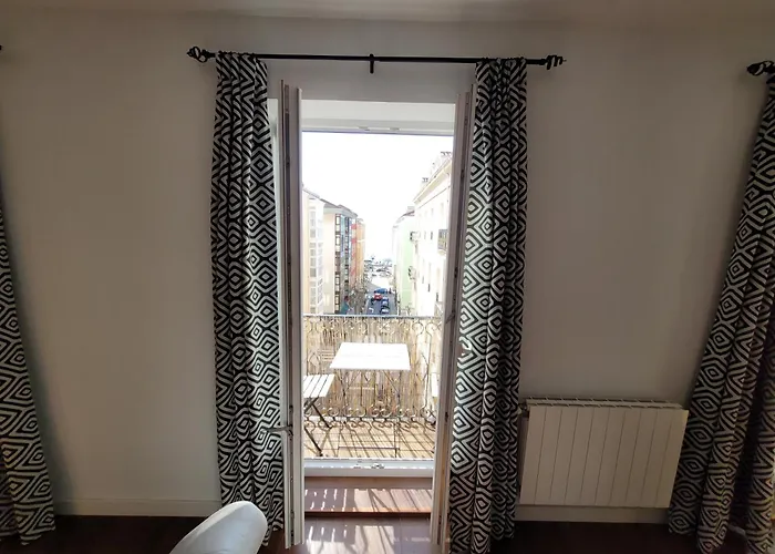 Piso Muy Amplio Y Centrico Con Vistas A La Bahia Апартаменты