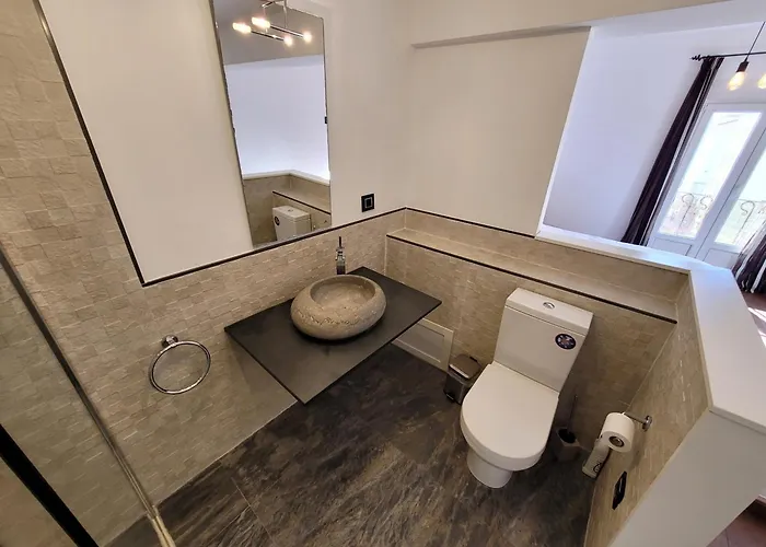 Piso Muy Amplio Y Centrico Con Vistas A La Bahia