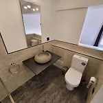 Piso Muy Amplio Y Céntrico Con Vistas A La Bahia