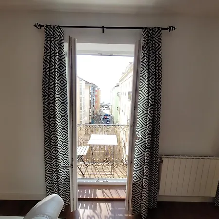 Piso Muy Amplio Y Centrico Con Vistas A La Bahia شقة