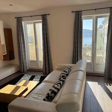 Piso Muy Amplio Y Centrico Con Vistas A La Bahia شقة